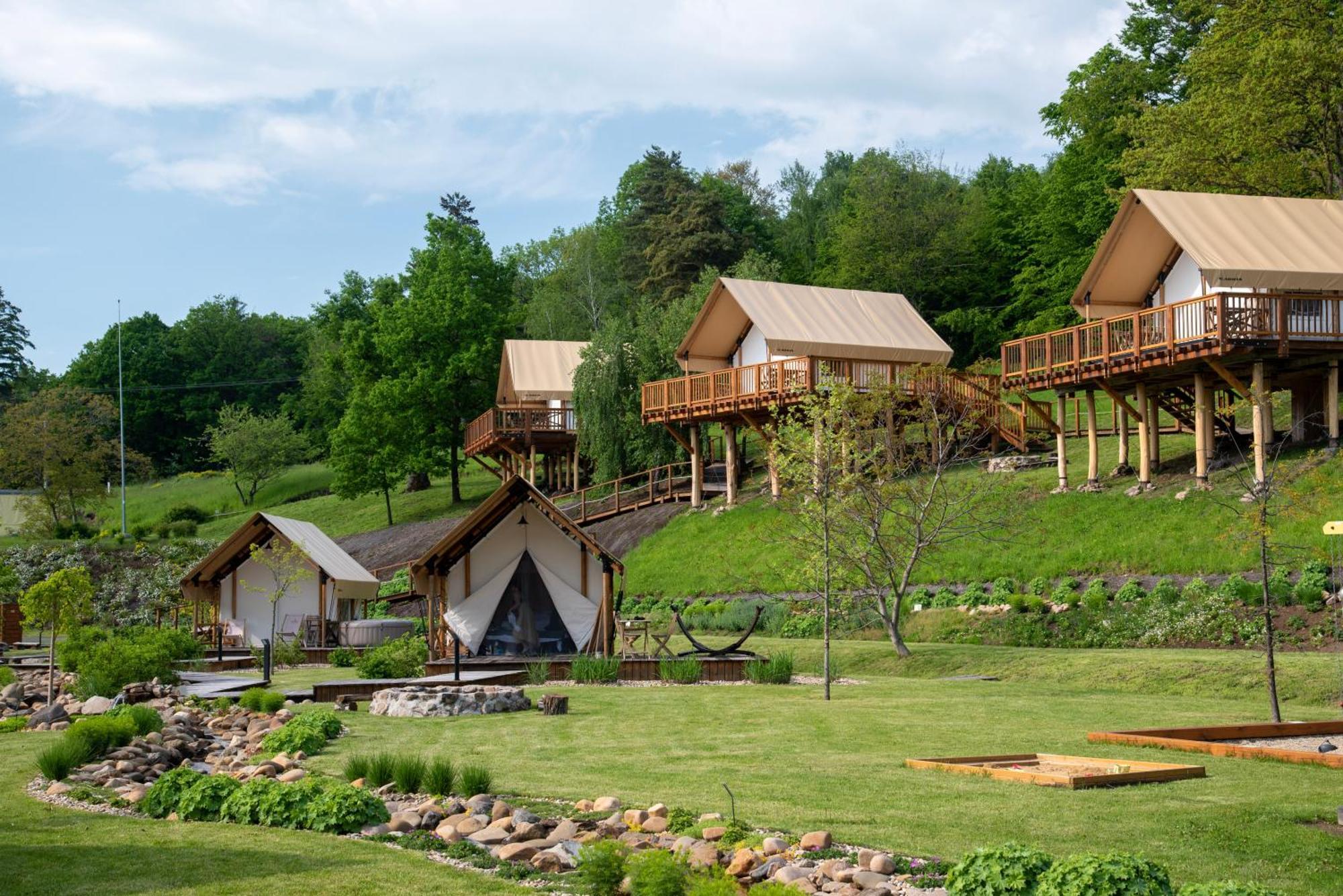 Forrest Glamping Hotel Banska Stiavnica Exterior photo