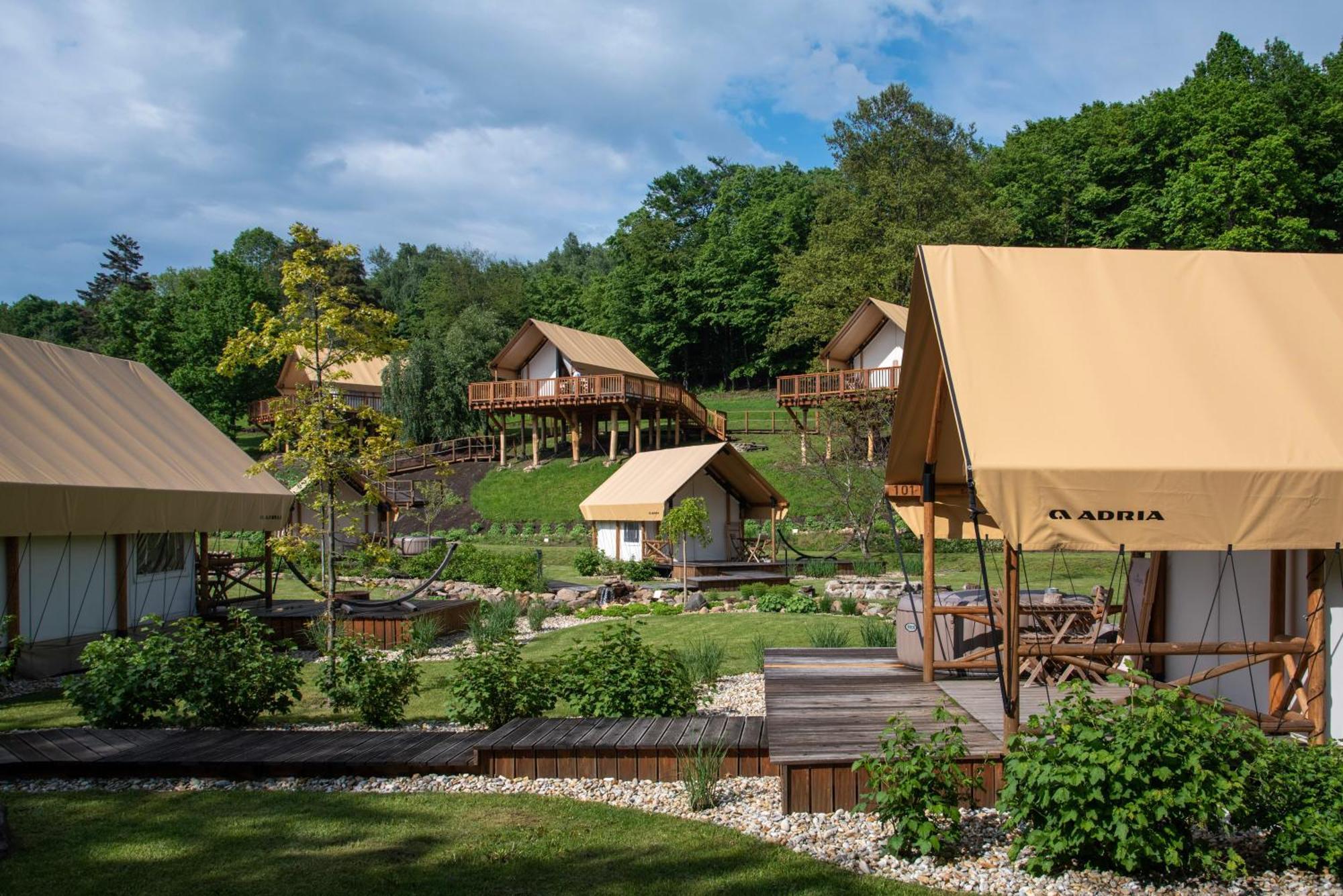 Forrest Glamping Hotel Banska Stiavnica Exterior photo